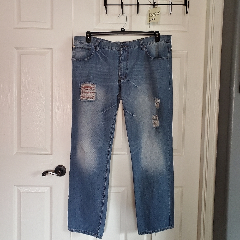 Maxi Milian Denim Blue Jeans Straight Leg Distressed Size 44X32